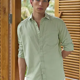 Bewakoof Men Solid Spread Collar Casual Shirt-picture-29