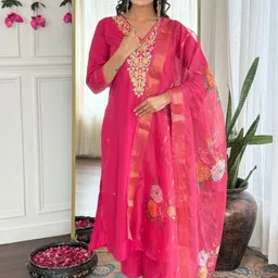 URMIR FASHION Women Floral Embroidered Regular Thread Work Kurta with Trousers & With Dupatta image 1