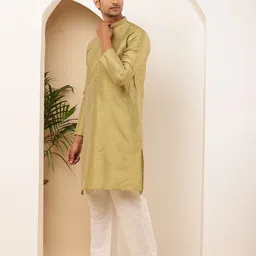 MULTI SHADES Men Thread Work Pastels Kurta image 4
