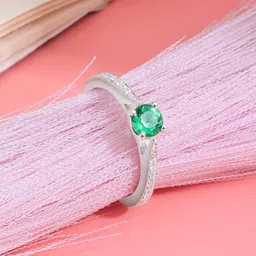 tweov  jewels Tweov Jewels 925 Sterling Silver Rhodium-Plated Green & White CZ Studded Band Ring-picture-34