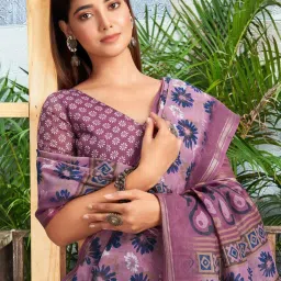 Satrani Dusty Pink Floral Print Saree With Unstitched Blouse image 5
