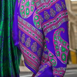 Saree Mall Green Printed Sarees With Unstitched Blouse image 5