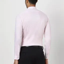 Van Heusen pink Solid Shirts image 2