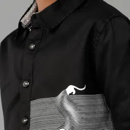 Under Fourteen Only Boys Black Cotton Printed Shirt image 5