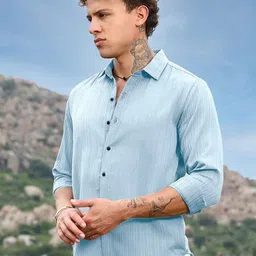 OQUENT Popcorn Standard Textured Spread Collar Shirt image 5