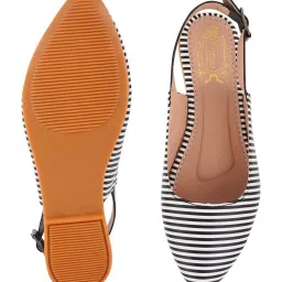 Shoetopia Kids Black & White Back Strap Sandals image 5