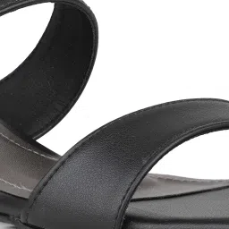 Inc.5 Women's Black Casual Sandals image 5