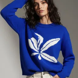 Outzidr Women Printed Pullover image 2