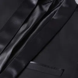 MANQ Men Black Solid Slim Fit Tuxedo Suit image 4