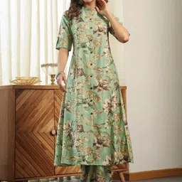 DIVASTRI Women Floral Printed Regular Kurta with Palazzos-picture-16