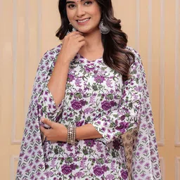TANISHA Floral Printed Regular Pure Cotton Kurta With Trousers & Dupatta image 4