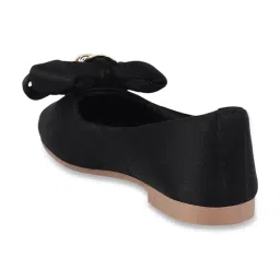 Shoetopia Women's Black Flat Ballets image 5