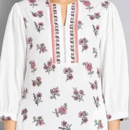 SHAYE White & Pink Floral Print Kurta image 5