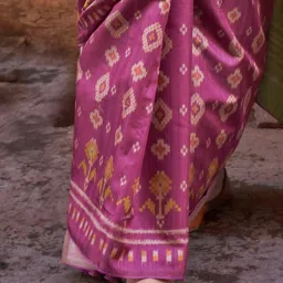 Saree Mall Purple Printed Saree With Unstitched Blouse image 5