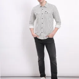 Lee White Regular Fit Striped Cotton Shirt image 5