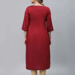 Aurelia Red Embroidered Straight Kurta image 2