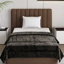 Monte Carlo Brown Geometric AC Room 210 GSM Single Bed Blanket image 5