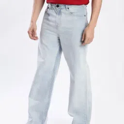 Bene Kleed Men Wide Leg High-Rise Heavy Fade Jeans image 4