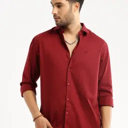 showoffff SHOWOFF Maroon Cotton Slim Fit Self Pattern Shirt-picture-28