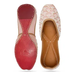 NR By Nidhi Rathi Women Embellished Ethnic Mojaris with Embroidered Flats image 3