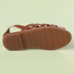 Pine Kids Back Strap Mojaris - Brown image 5