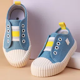 Cute Walk by Babyhug Slip On Casual Shoes - Light Blue-picture-25