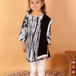 VASTRAMAY Girls Black & White Cotton Others Clothing Sets-picture-18