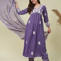 CaniBani Women Floral Embroidered Empire Thread Work Kurta with Trousers & With Dupatta image 3
