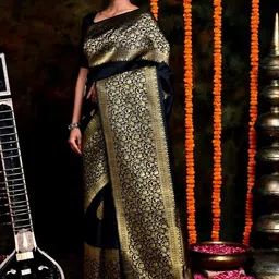 Lyzoo Woven Design Zari Silk Blend Saree image 2