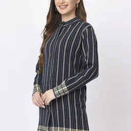 Anouk Women Striped Cardigan image 5