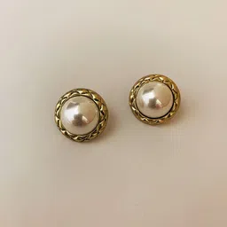 VAGHBHATT Gold-Plated Pearls Studded Circular Shaped Studs image 5