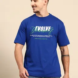 United Colors of Benetton Typography Printed Drop-Shoulder Sleeves Boxy T-shirt-picture-38