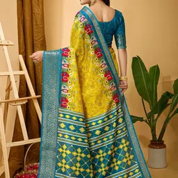 KALINI Kalamkari Printed Sungudi Saree image 5