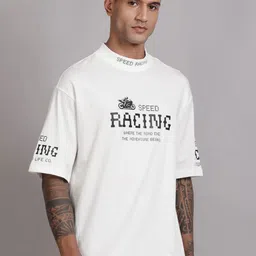 The Roadster Lifestyle Co Graphic Printed Relaxed-Fit Pure Cotton T-Shirt image 2