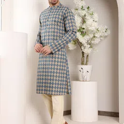 MULTI SHADES Geometric Printed Mandarin Collar Straight Kurta With Trouser image 4