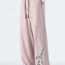 StyleCast x Revolte Men Mid-Rise Easy Wash Trousers image 2