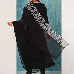 GoSriKi Women Floral Embroidered Regular Thread Work Kurta with Trousers & With Dupatta image 5