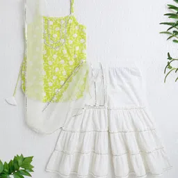 The Magic Wand Cotton Woven Sleeveless Floral Printed & Gota Lace Embellished Kurti Sharara With Dupatta Set - YGreen-picture-34