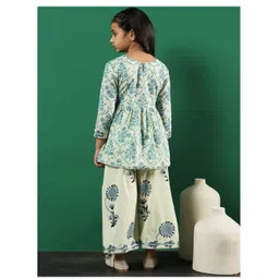 READIPRINT Three Fourth Sleeves Floral Printed Cotton Kurta With Palazzo  - Blue image 3