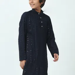 CHILINS Boys Ethnic Motifs Embroidered Regular Chikankari Kurta with Trousers image 5