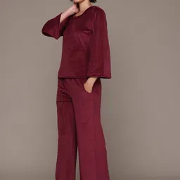 Roadster Top & Trousers image 4