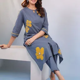 MISRI Floral Embroidered A-Line Pure Cotton Kurta With Trousers image 4