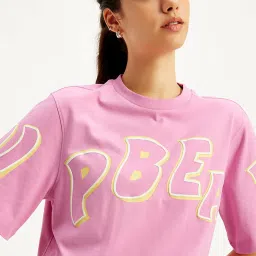 Levi's Pink Graphic Print T-Shirt image 5