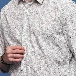 showoffff Showoff White Cotton Slim Fit Printed Shirt image 5