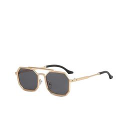 SPADEACES Unisex UV Protected Oval Sunglass-picture-16