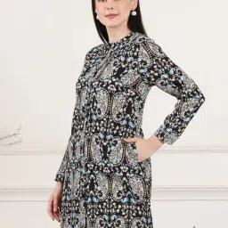 W Black Cotton Floral Print A-Line Kurta image 3