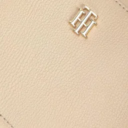 TOMMY HILFIGER Beige ODETTE II Camera Bag image 5