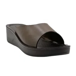 Aerowalk PU Platform Sandals image 2