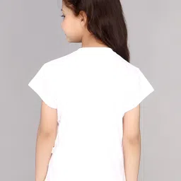 DDOUDDOU Girls Typography Printed V-Neck T-shirt image 5