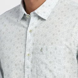 Peter England Casuals Men Geometric Printed Spread Collar Cotton Casual Shirt image 2